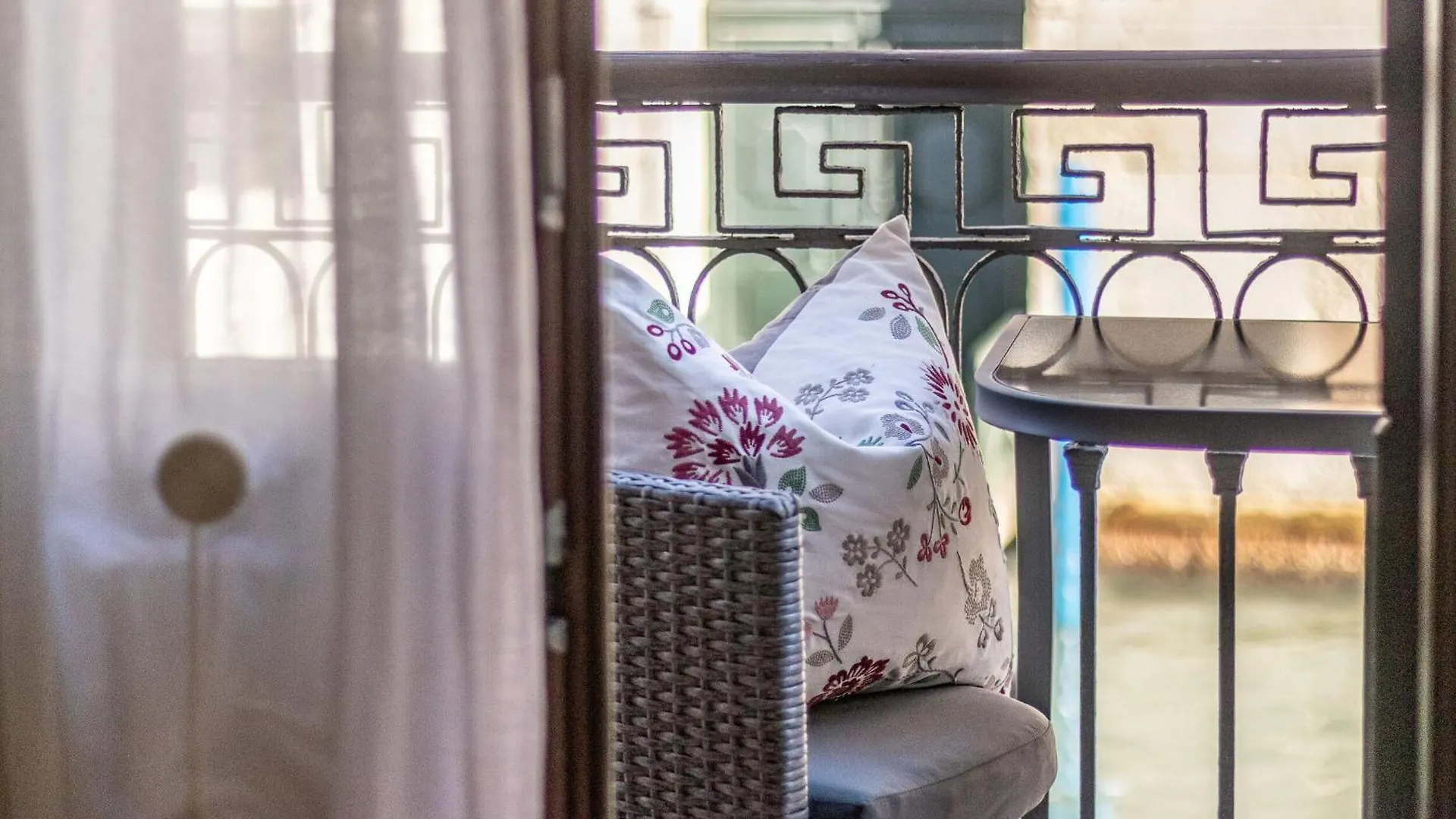 Italian Experience-Riva Degli Schiavoni Boutique Apartment Venice
