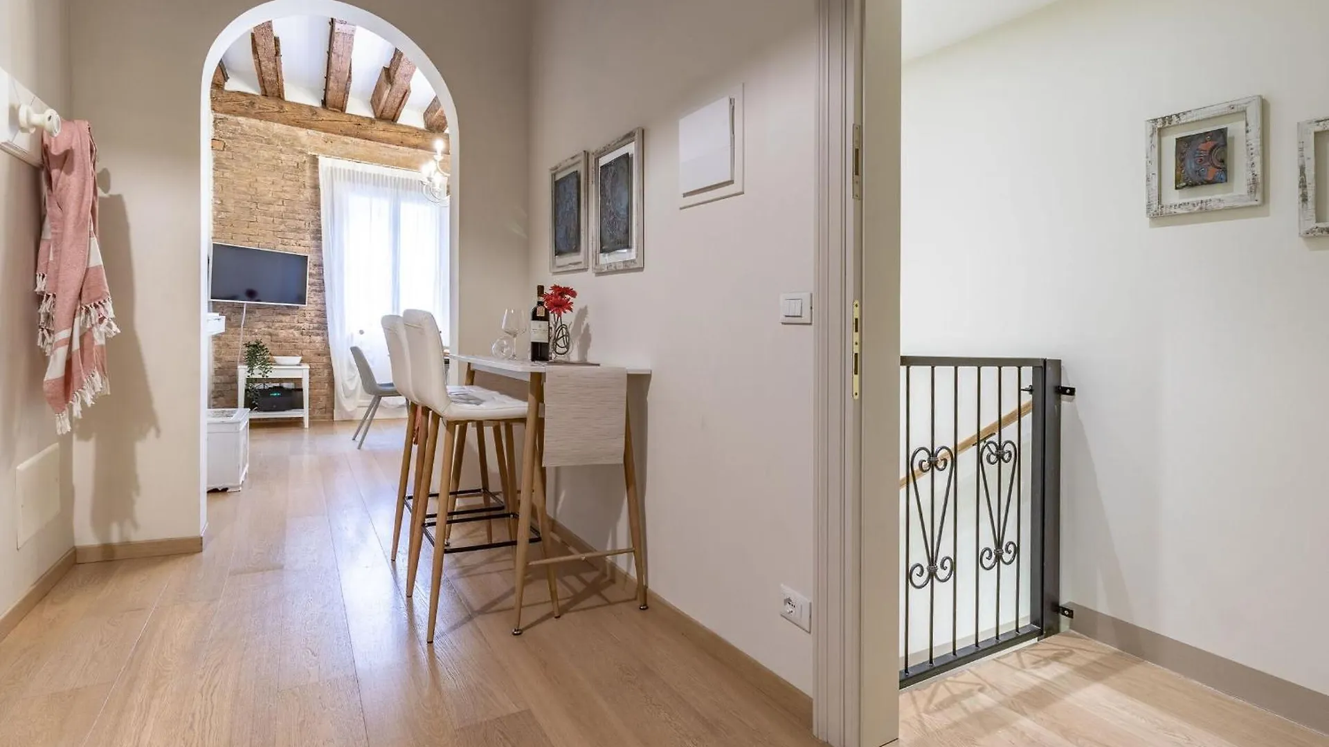 Italian Experience-Riva Degli Schiavoni Boutique Apartment Venice